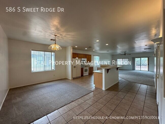 Building Photo - 586 S Sweet Ridge Dr