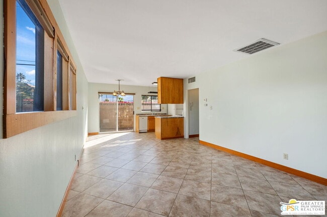 Building Photo - 587 S Calle Ajo