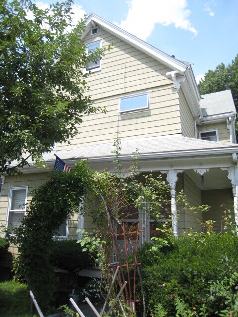 Foto principal - 82 Wheatland St