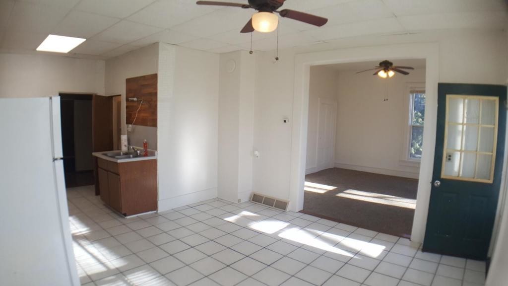 Foto principal - 114 South Blackriver St.
