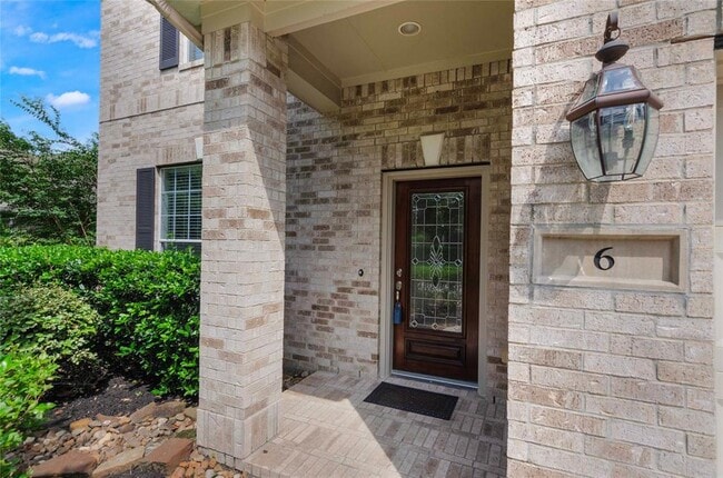 Foto del edificio - 6 Colewood Ct