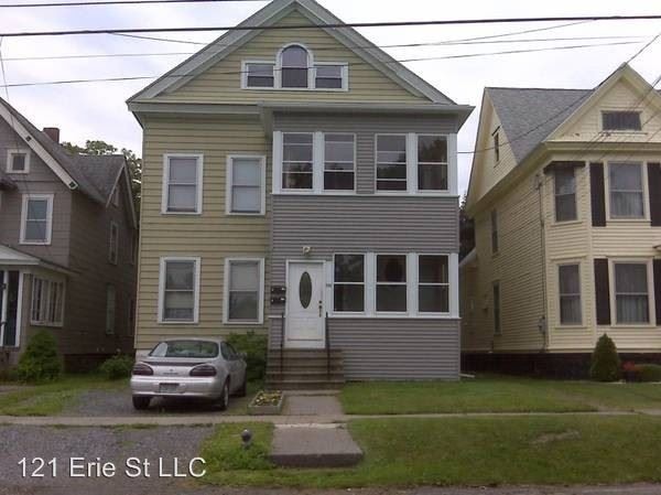 Building Photo - 121 Erie St
