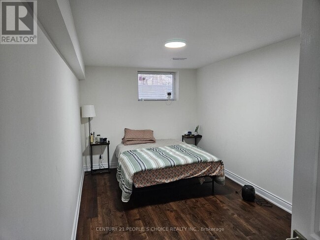 Building Photo - 2 Forfar Ct