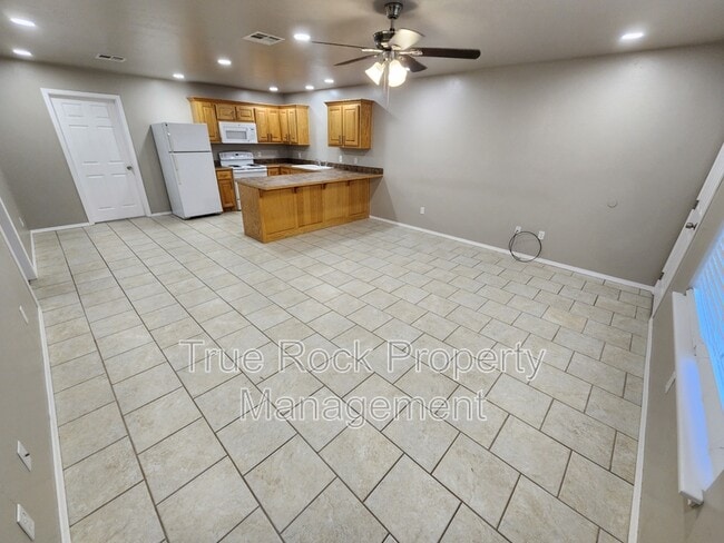 Building Photo - 15400 County Rd 3537