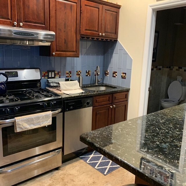 kitchen - 350 Millburn Ave