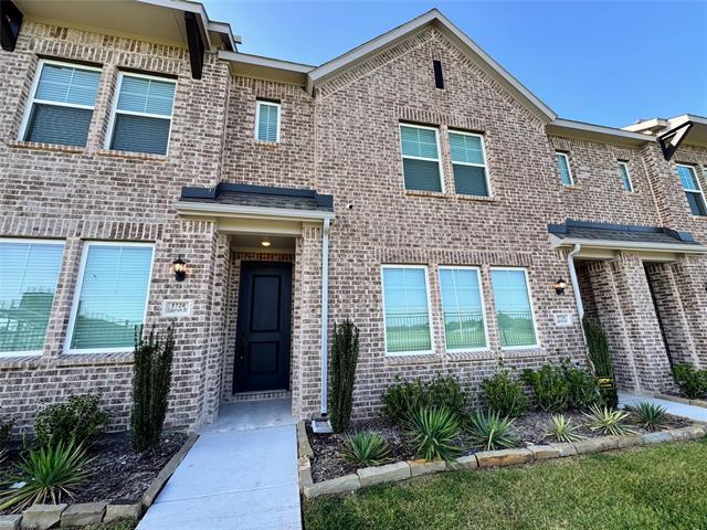 Building Photo - 5720 Lakeview Dr