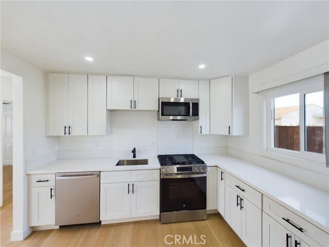 Foto del edificio - 3284 Luna Ave