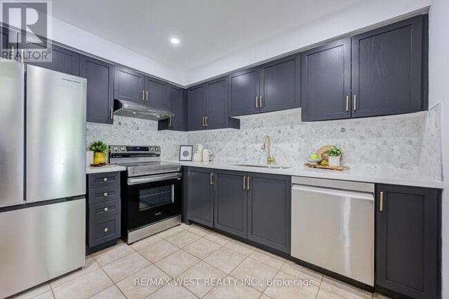 Building Photo - 7360 Zinnia Pl