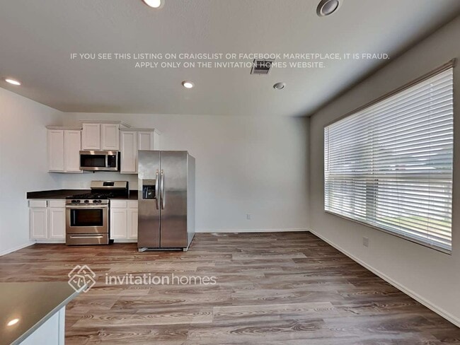 Building Photo - 24011 Mustang Run Dr