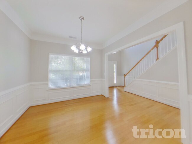 Foto del edificio - 2625 Sierra Chase Dr