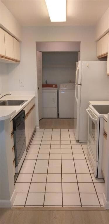 Building Photo - 9933 Westview Dr