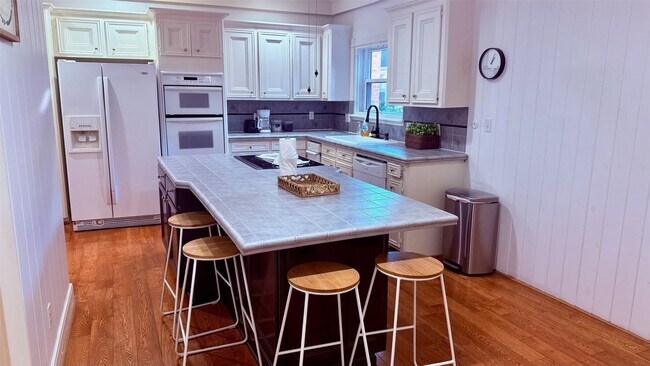 Foto del edificio - 1802 Potomac Dr