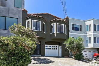 Building Photo - 646 De Haro St