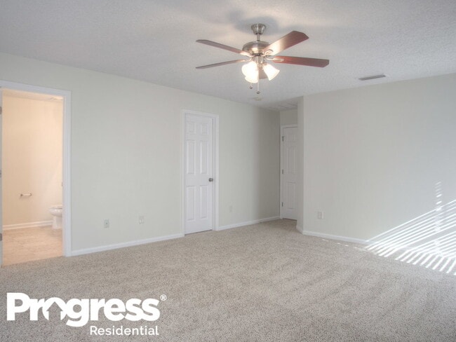 Building Photo - 12296 Bristol Creek Dr