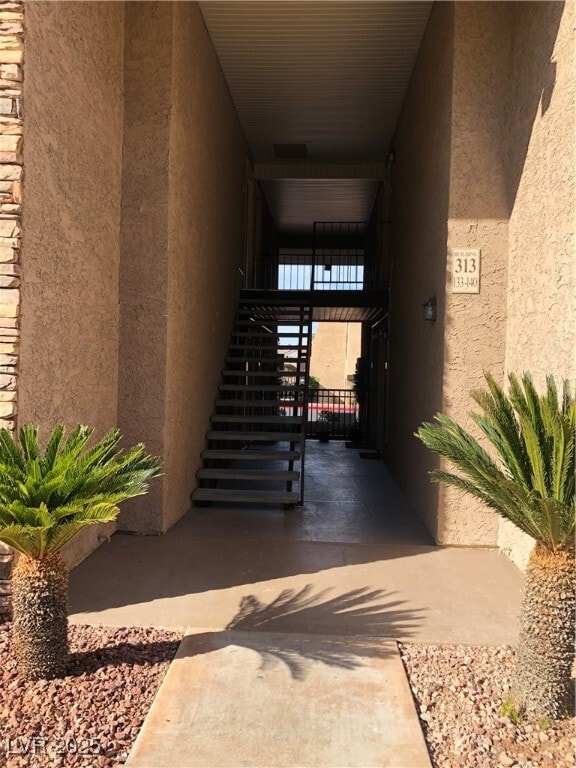 Building Photo - 4943 Indian River Dr