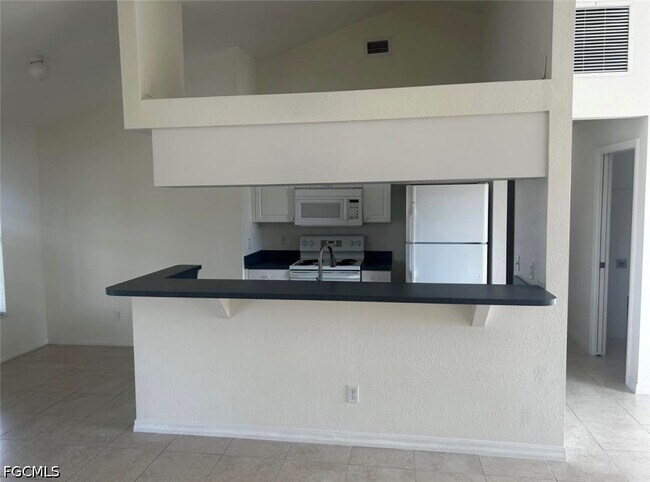 Foto del edificio - 3932 18th St W
