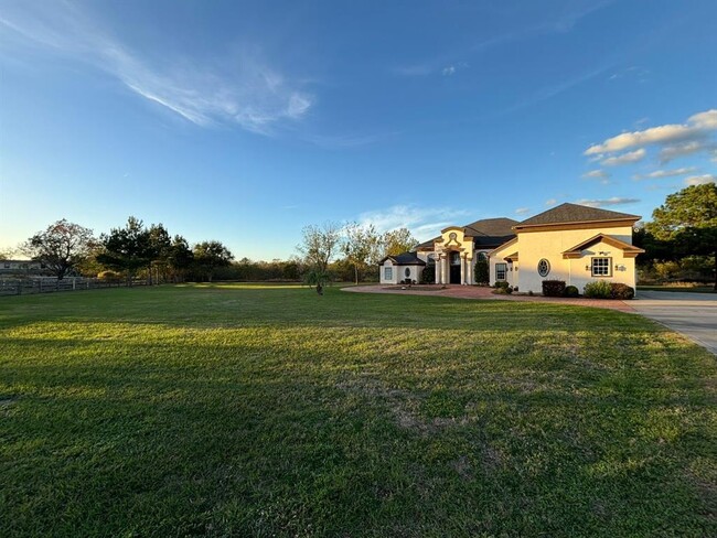 Foto del edificio - 943 High Meadow Ranch Dr