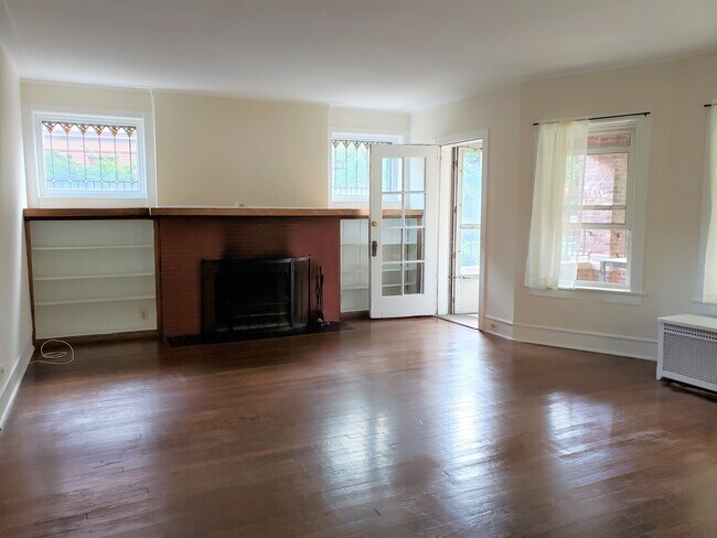 Building Photo - 1111 W Pratt Blvd