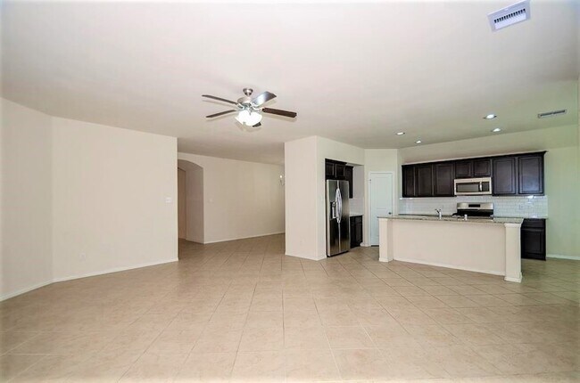 Foto del edificio - 16323 Brookside Willow Ln