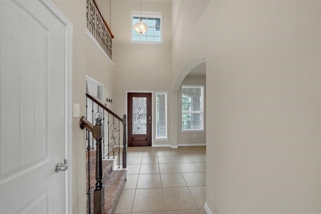 Building Photo - 20230 Galena Falls Dr