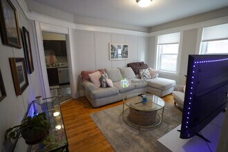 Building Photo - 218 South St