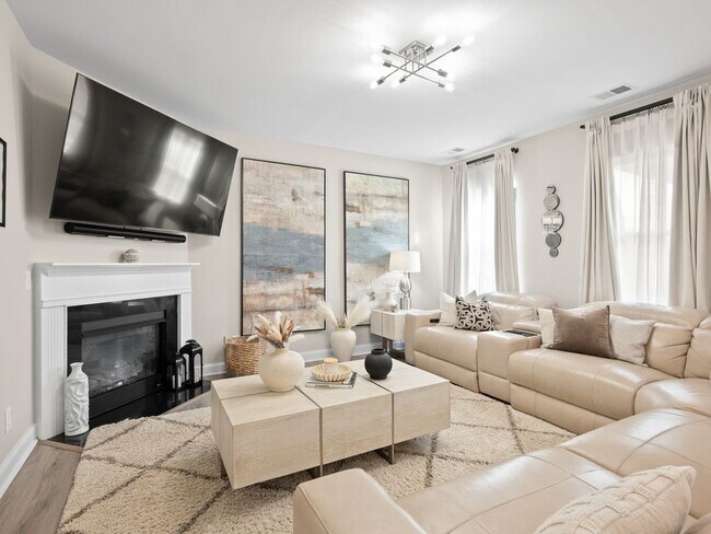 Building Photo - 6179 Kilchurn Dr