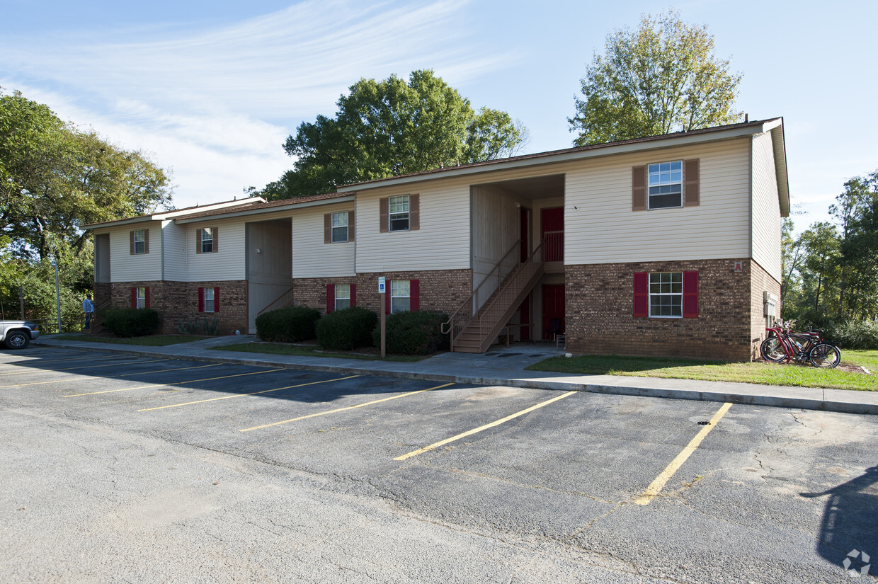 Building Photo - Adairsville Apartments