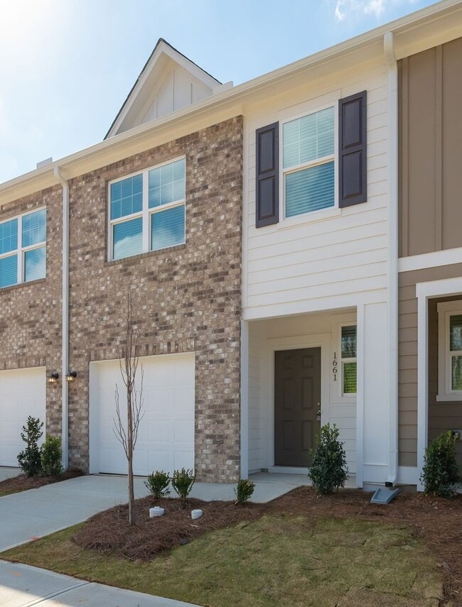 Building Photo - New Construction Townhome in Decatur