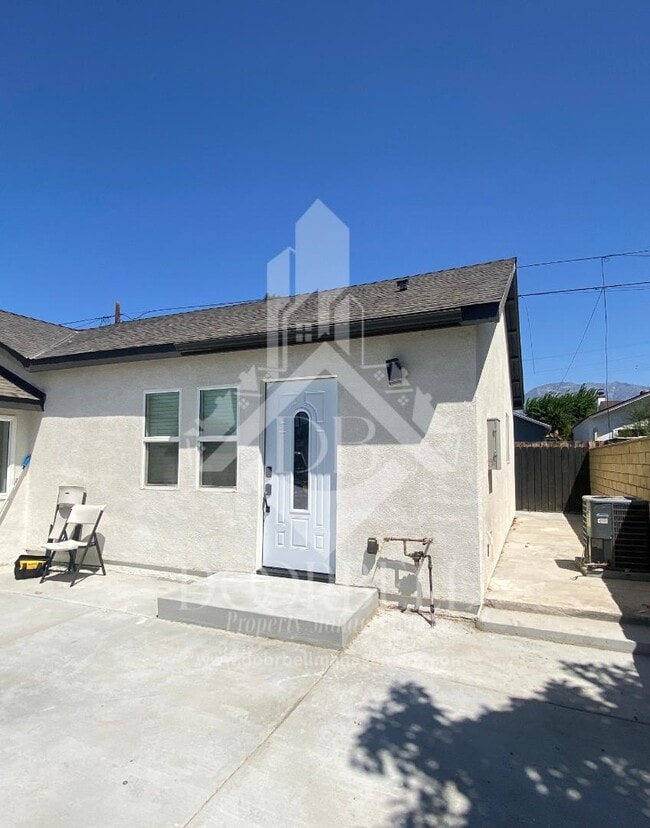 Building Photo - 781 Sycamore Ct