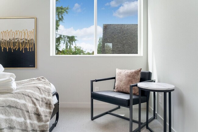 Foto del edificio - 4322C Wallingford Ave N