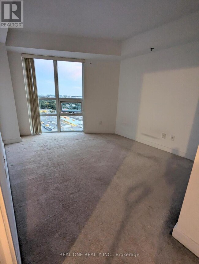 Photo du bâtiment - 185-215 Bonis Ave