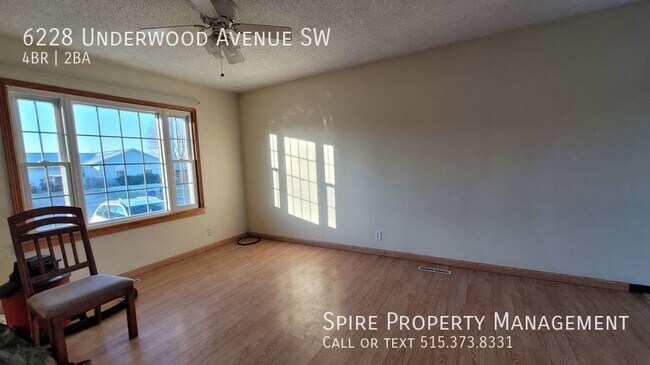 Building Photo - 4 bedroom 2 bath home in great SW location!