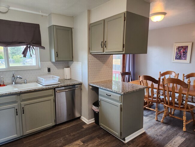 Kitchen - 13124 Mercury Dr