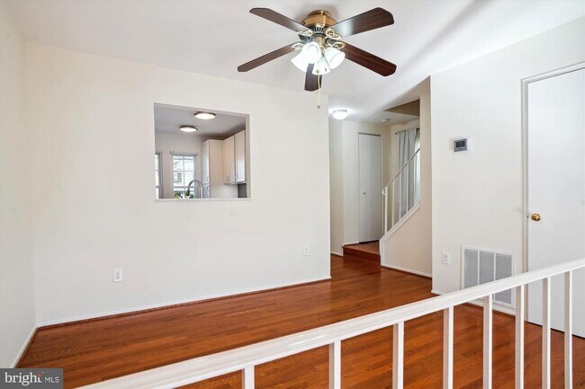 Building Photo - 3710 Gelderland Ct