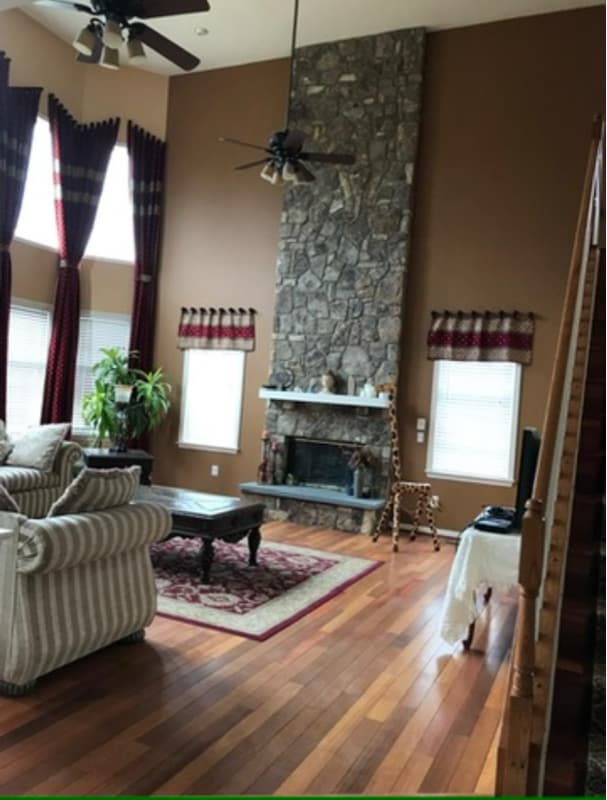 Photo - 43694 Lucketts Bridge Cir (Ashburn, VA)