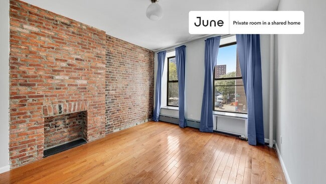 Building Photo - Private bedroom in 2 bed/1 bath Home