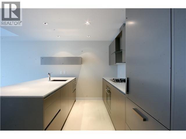 Building Photo - 5177-5177 Brighouse Way