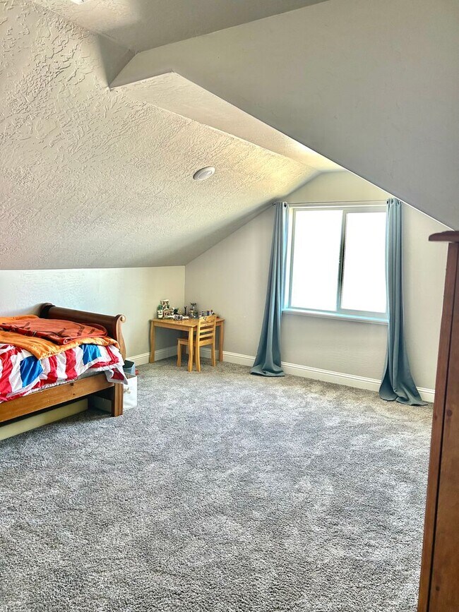 Foto del edificio - Large Beautiful home in Spring Creek