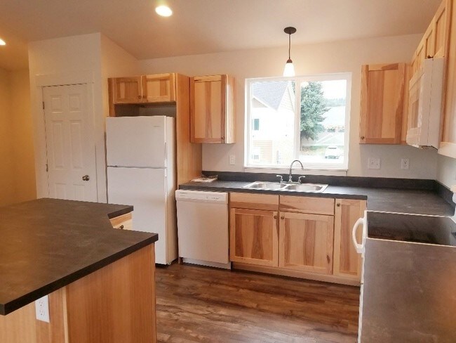 Building Photo - 155 Jewel Basin Ct