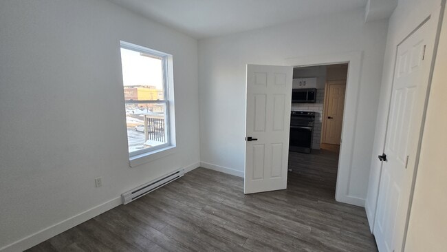 Photo du bâtiment - 87 Weldon St