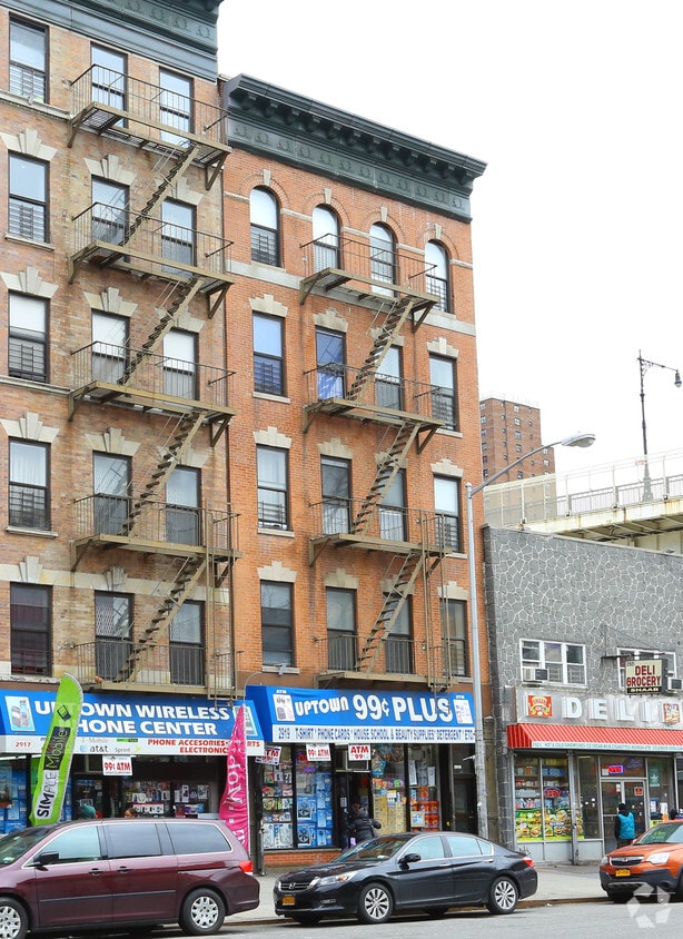 Primary Photo - 2919 Frederick Douglass Blvd