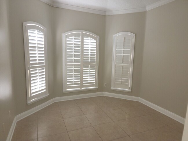 Building Photo - 12464 Dewhurst Cir