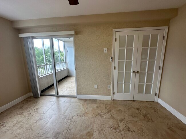 Building Photo - 2851 N Oakland Forest Dr