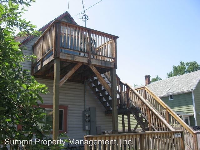 Building Photo - 1415 1/2 S 5th St W