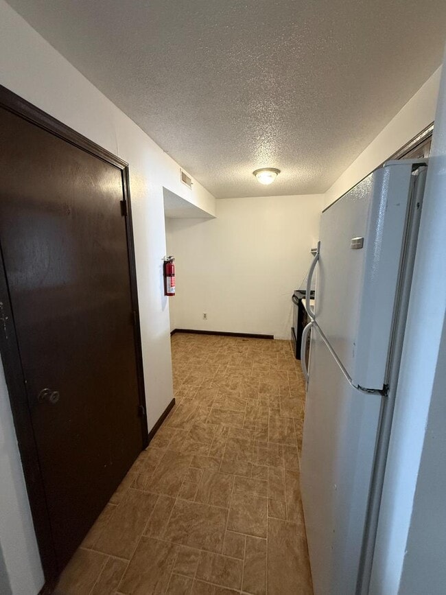 Foto del edificio - 2305 Southridge Dr