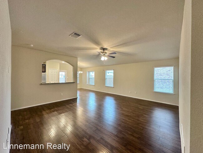 Foto del edificio - 3 br, 2 bath House - 3414 Parkmill Drive