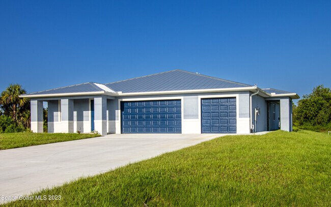 Foto del edificio - 2106 Madden Ave