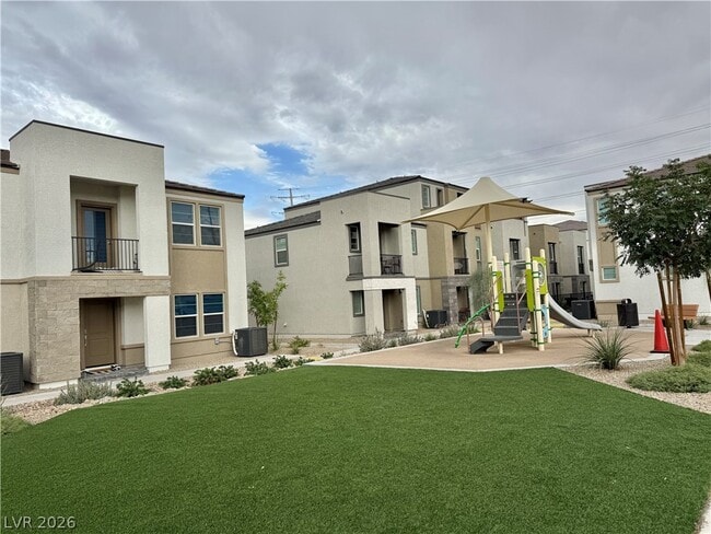 Foto del edificio - 5672 Beguiling Falls St