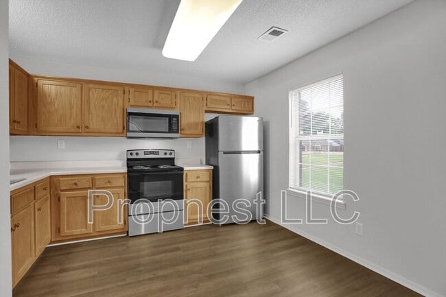 Foto del edificio - 840 Barrington Woods Cove