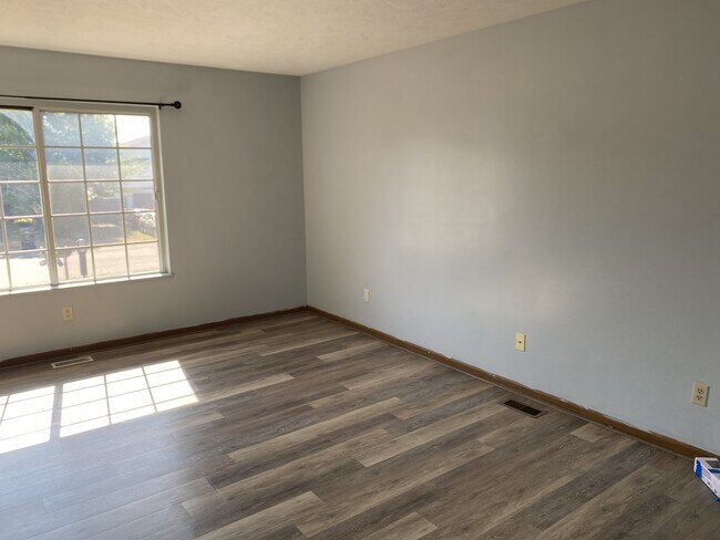 Foto del edificio - 13096 Westland Ct